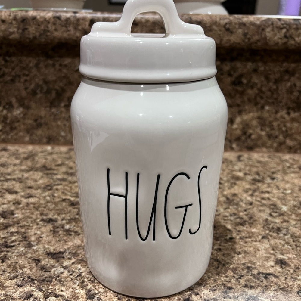 Rae Dunn Brand new Hugs canister